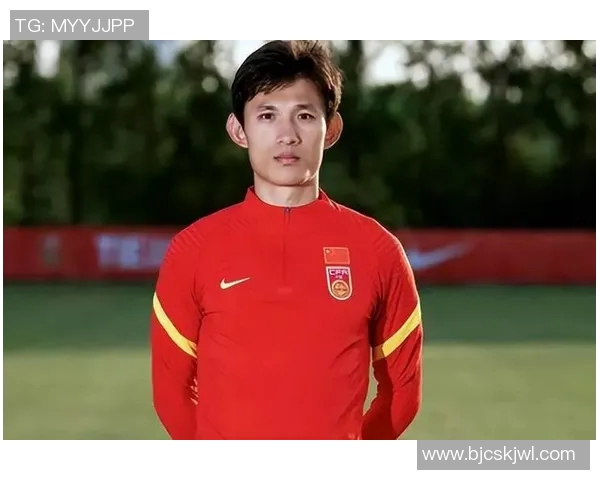 藏族足球巨星崛起为中国足球注入新活力,展示独特才华与坚韧精神 藏族足球巨星崛起为中国足球注入新活力,展示独特才华与坚韧精神