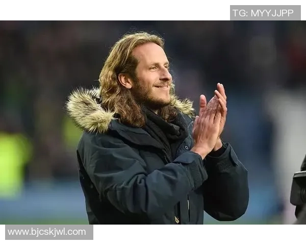 西布朗足球球星：从青训到英超的蜕变与辉煌之路