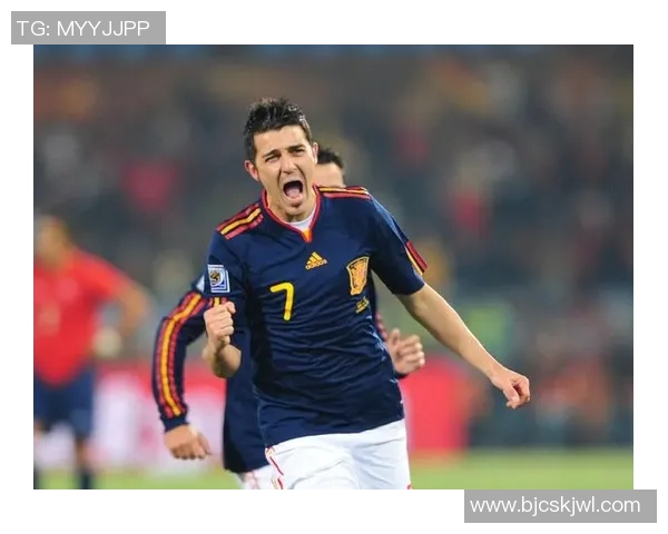 日本足球巨星的奋斗传奇与绿茵场荣耀之路